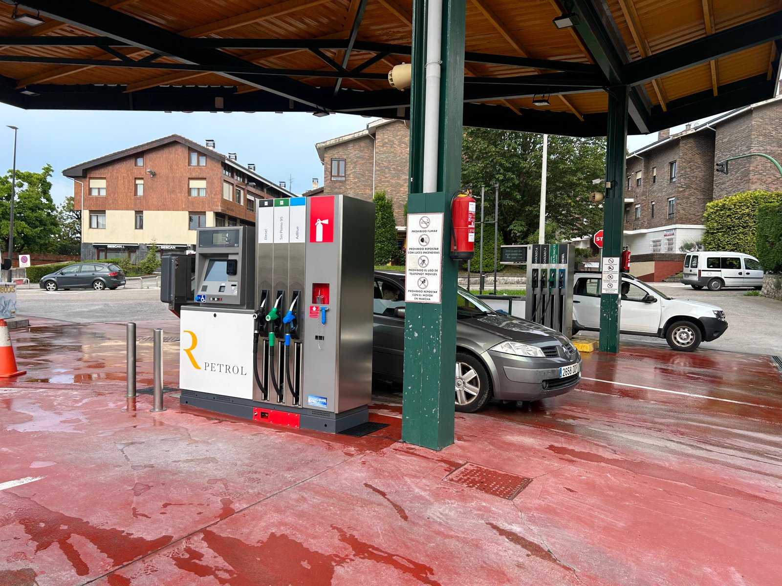 Surtidor desatendido Ruyco instalado